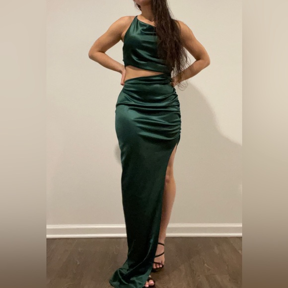 “Moscato Please” Maxi Dress — Hunter 💎 Size Medium 💎 Gorgeous 💎 Fashion Nova - Picture 12 of 16